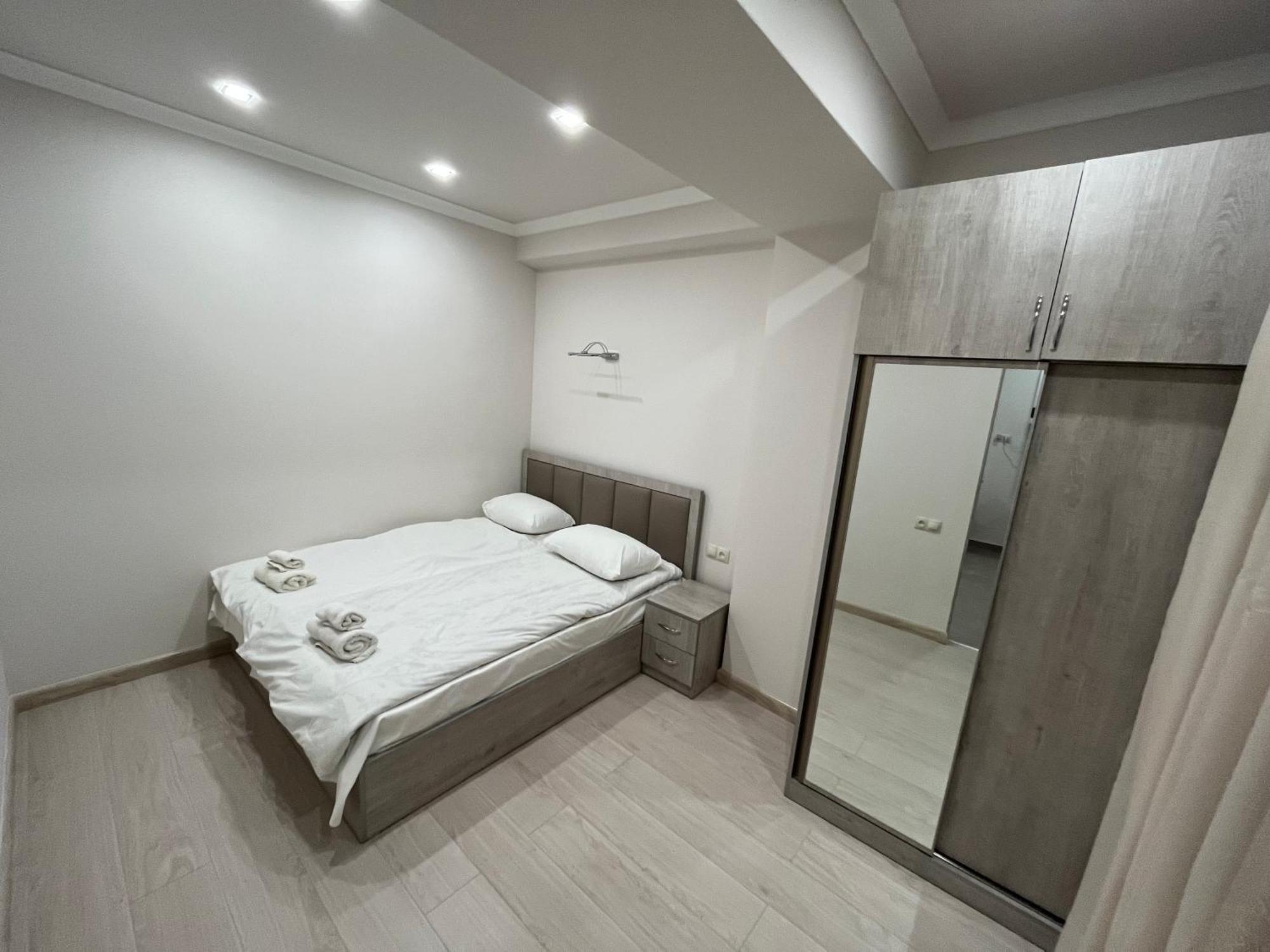City Centre Apartment On Sakharov Square 예레반 외부 사진